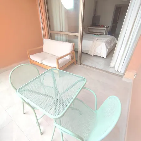 Nest Apartment *